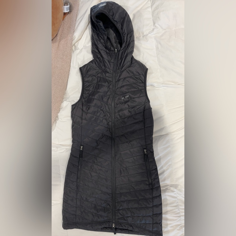 Black SKHOOP Full Body Zip-Up Vest